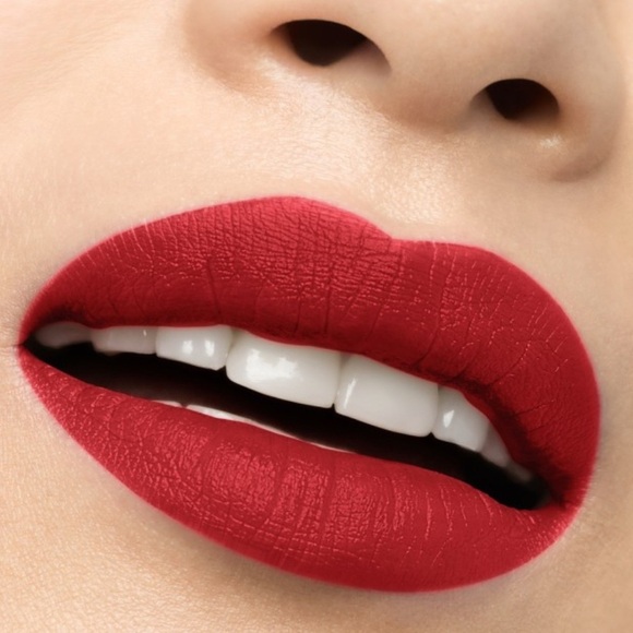 Christian Louboutin NEW in box Red Dramadouce 005M lipstick - Picture 4 of 5